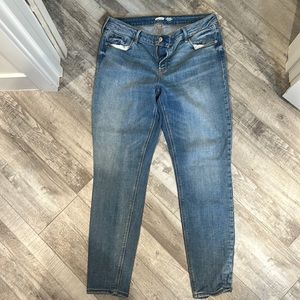 Size 14 Old Navy Rockstar Super Skinny Mid-rise Jeans
